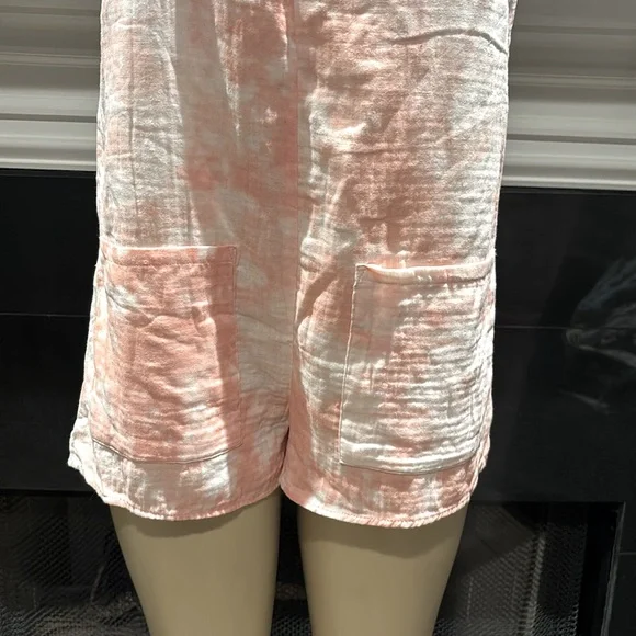 Show Me Your Mumu- Tilda Tie Shoulder Romper. Size S - Picture 7 of 8